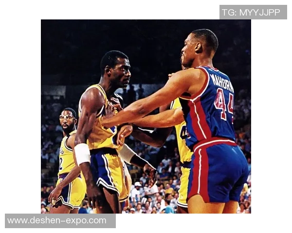 贾雷斯沃克在NBA的崛起之路与未来发展潜力分析